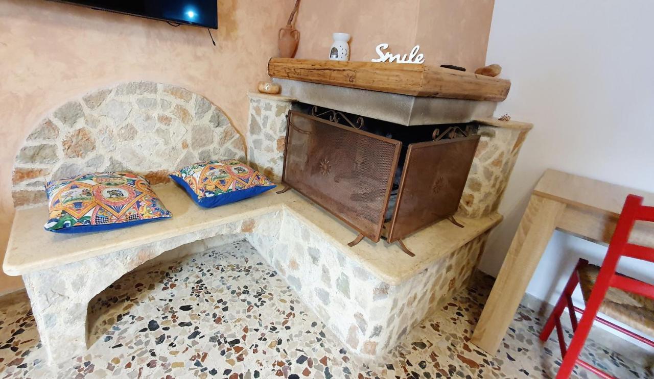 Casetta Nonna Giacomina 1Camera Da Letto E Soggiorno Con Angolo Cottura Valderice Eksteriør billede